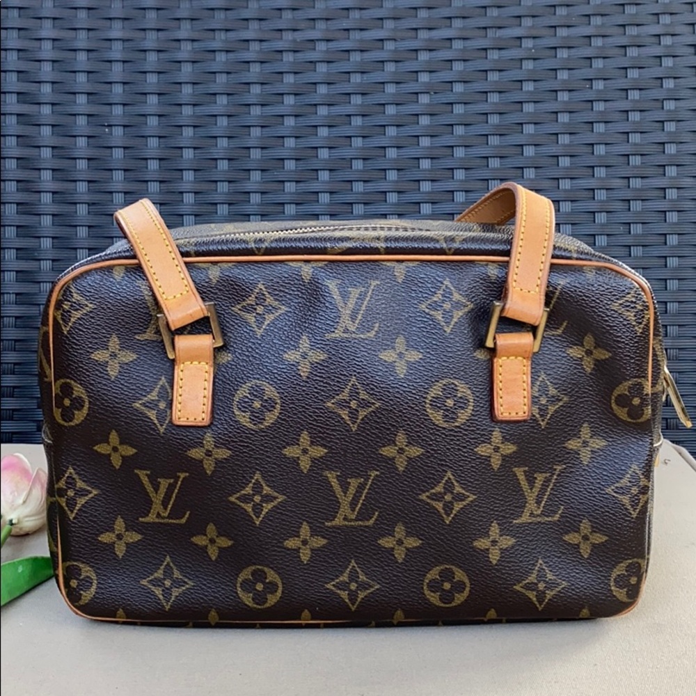 SOLD!!!!❤️authentic lv
